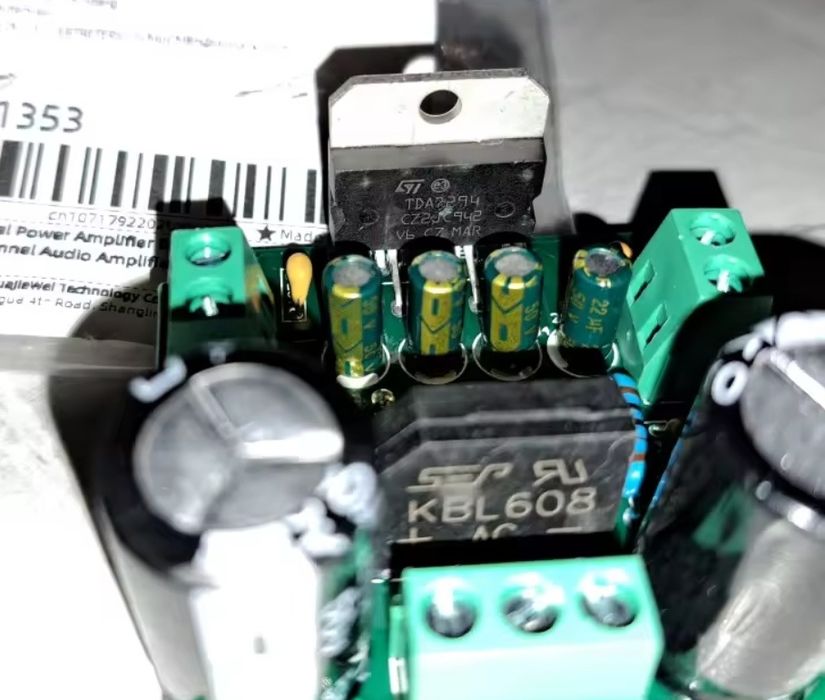 Підсилювач потужності TDA7294, усилитель мощности звука 100W. Саб.Моно