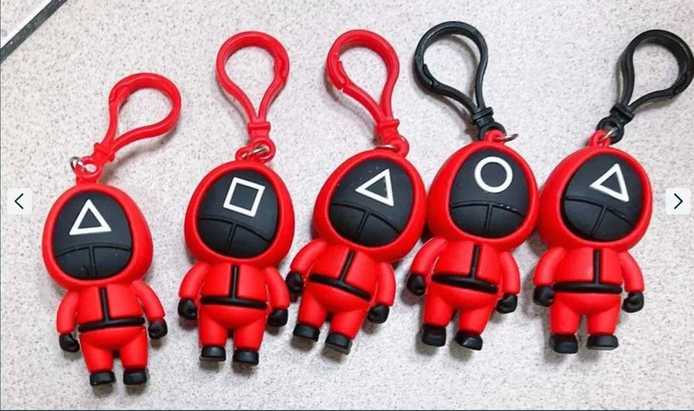 Nowy brelok SQUID GAME ŚWIECĄCY DO KLUCZY, torebki, plecaka, telefonu