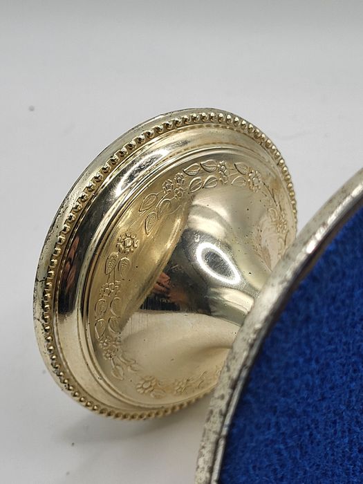 Posrebrzany świecznik