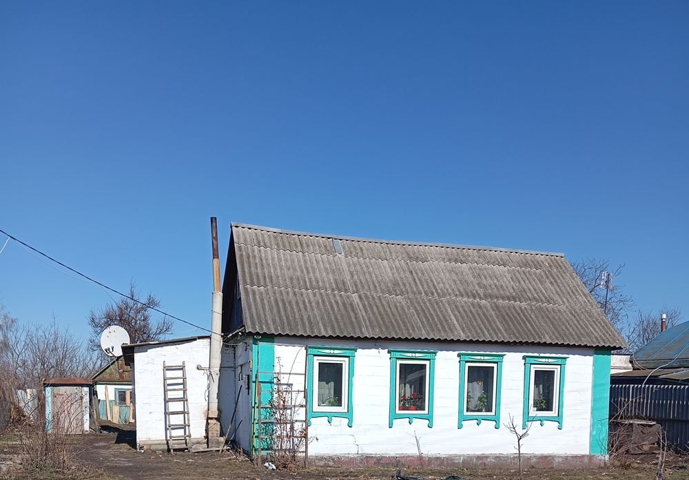 Продам будинок по фасаду в с.Безп'ятне!/Червоне/ Варіант під Бізнес!