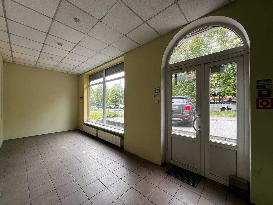 Продаж приміщення вільного призначення в районі Ж/Д вокзалу!