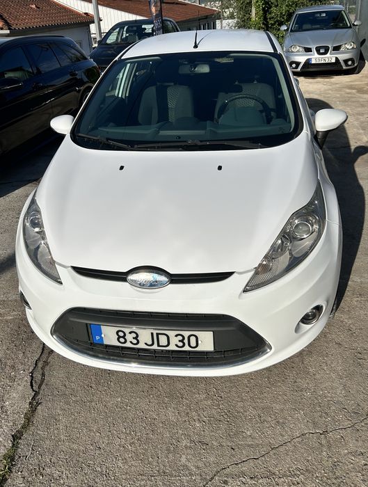Ford Fiest Branco