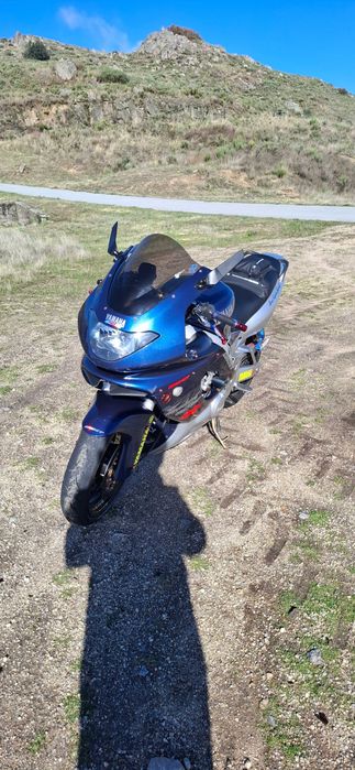 Yamaha yzf600r thundercat