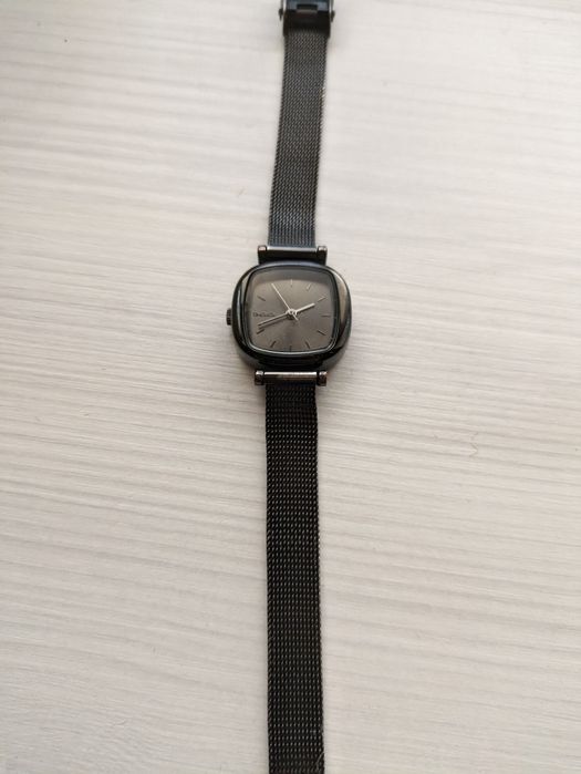 Продам часики, недорого