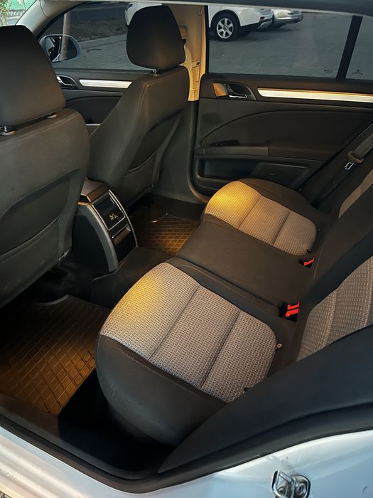 Skoda Superb 2, 2011