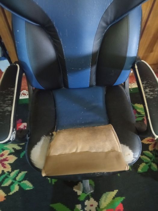 Компьютерное кресло.