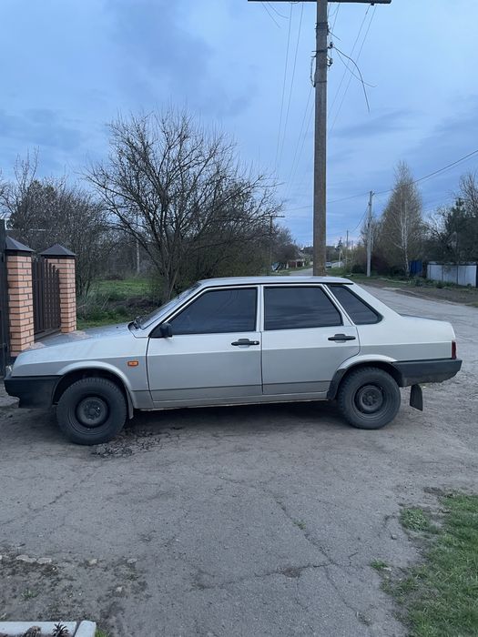Продам ваз 21099