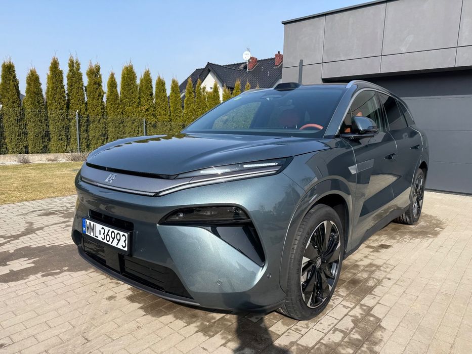 BYD Tang L BYD Tang L Hybryda plugin dostępny od ręki Zarejestrowany