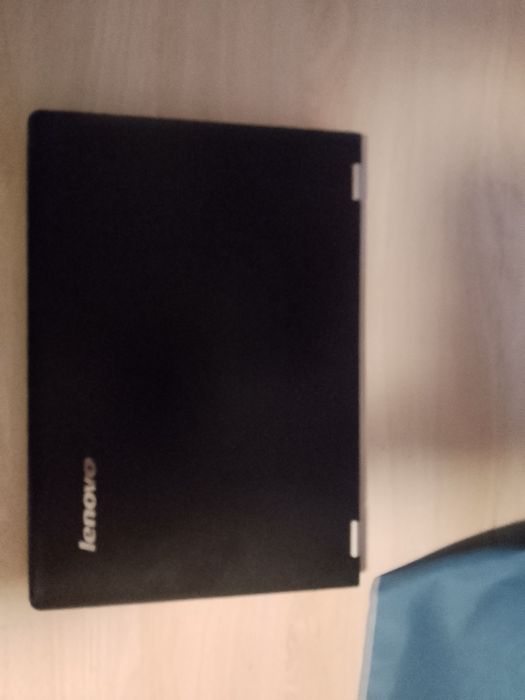 Sprzedam laptop lenovo