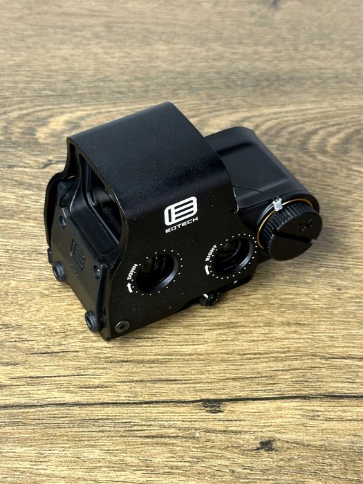 Коллиматор Eotech 558