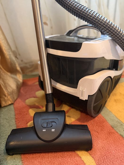 миючий пилосос  моющий пылесос  Bosch BWD421PRO AquaWash&Clean