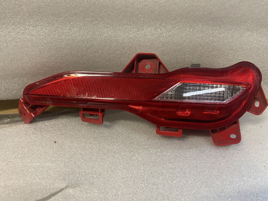 Kia Ceed lll 18-Kombi lampa tylna lewa w zderzak