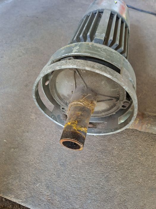 Продам насос для поливу