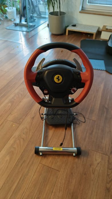 Kierownica ferrari thrustmaster + stojak