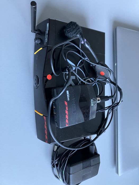 AKG SR 40 mikrofon bezprzewodowy nagłowny