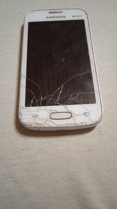 Смартфон Samsung galaxy star plus