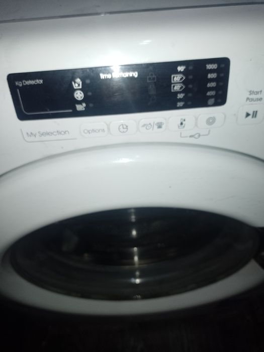 Sprzedam pralkę  Candy Smart 7kg