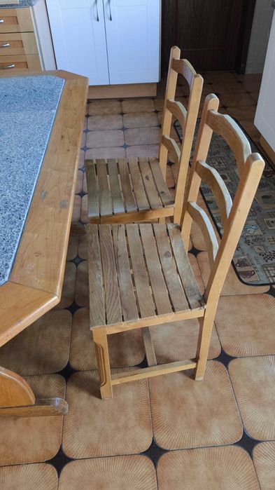 Mesa cozinha com 4 cadeiras madeira