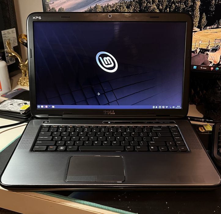 Portatil Dell XPS 15 L502X intel i5 2,40ghz 6Gb RAM 160gb HDD Nvidia GeForce GT 525M