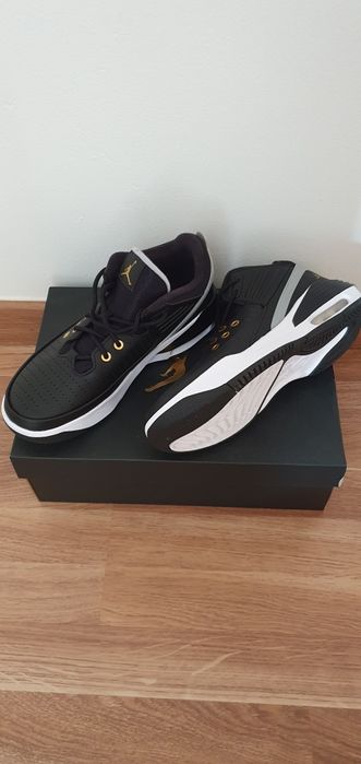 Nike Air Jordan Max Aura 5