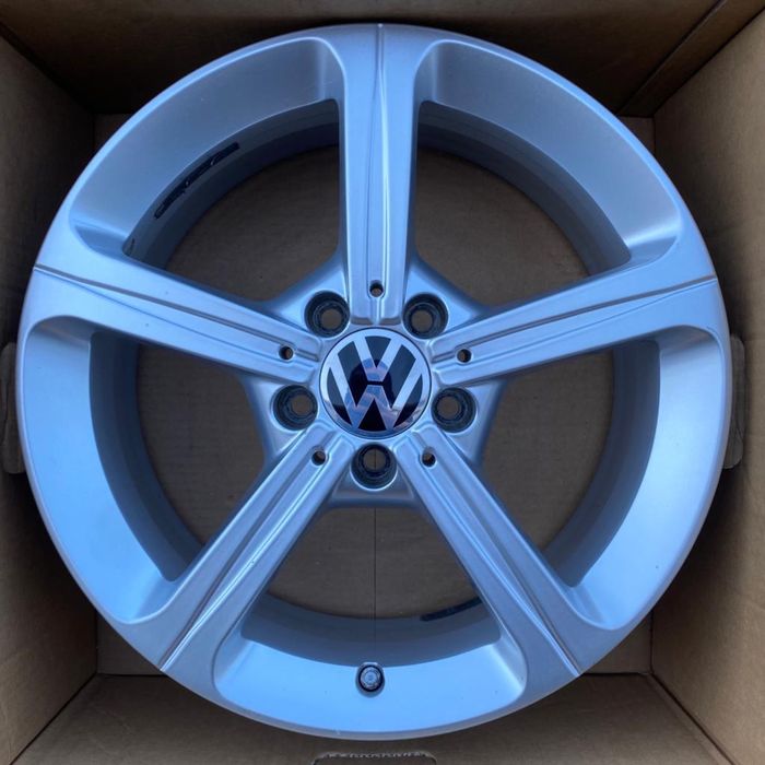 Alufelgi 17 VW Passat CC Golf Caddy Touran T-Roc 5x112 Felgi