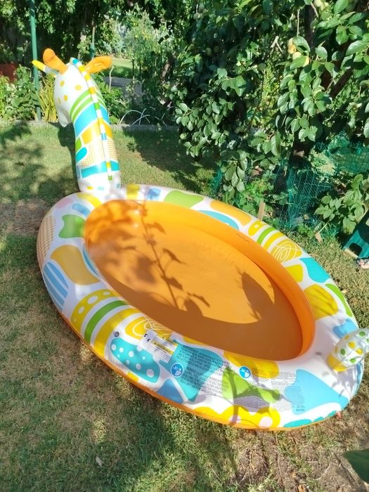 Piscina insuflável girafa fixe bestway