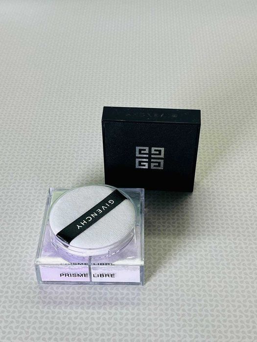 Пудра для обличчя Givenchy Prisme Libre