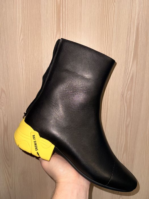 Орігінальні  Raf Simons Runner – Solaris