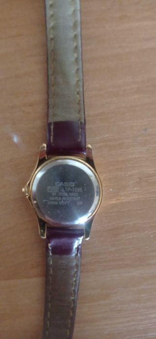 Часы женские CASIO LTP-1096