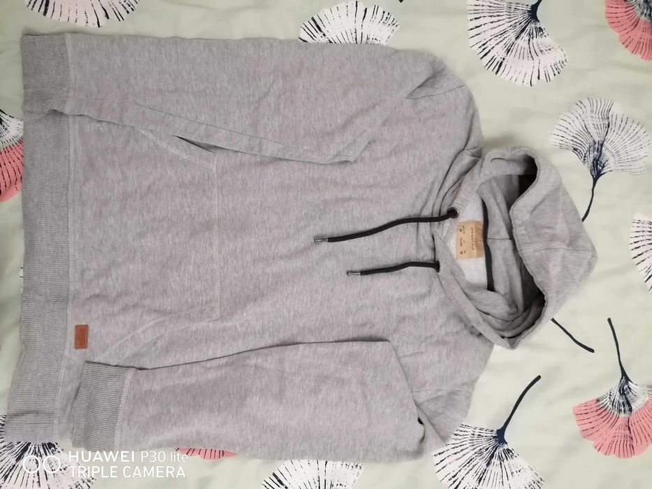 Sweatshirt Springfield com capuz