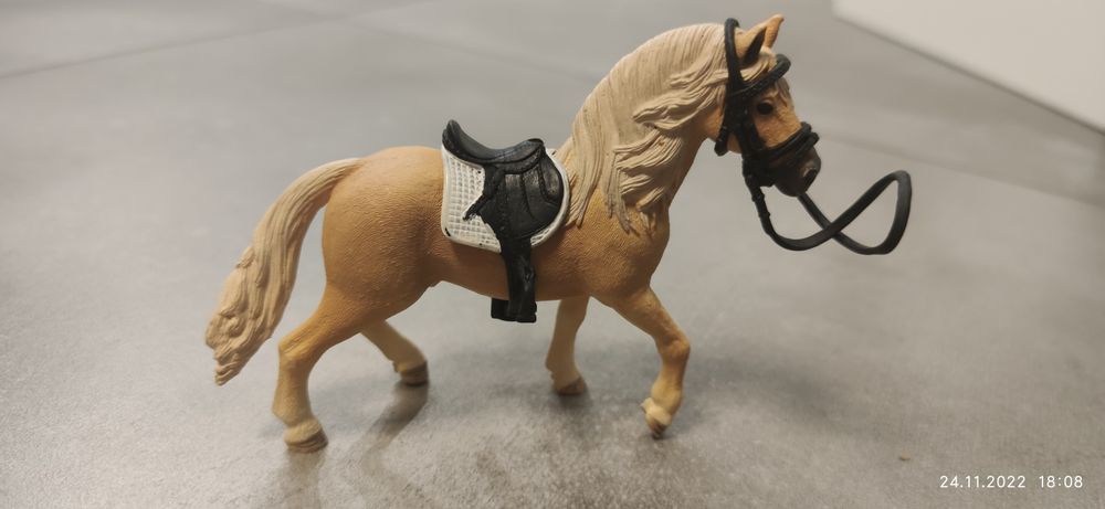 Schleich figurka unikatowy Ogier + zestaw