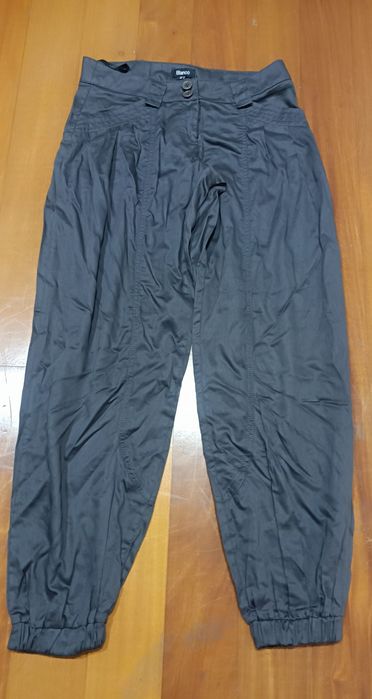 Calças cinzentas Blanco