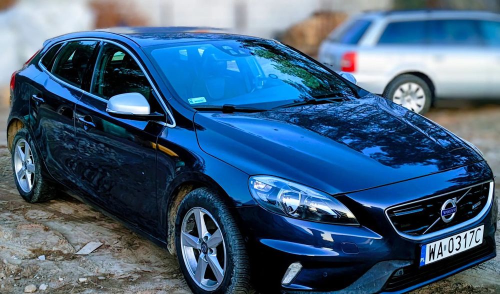 Volvo V40 Po wymianie rozrządu . Jeden właściciel od 8 lat. Mały przebieg.