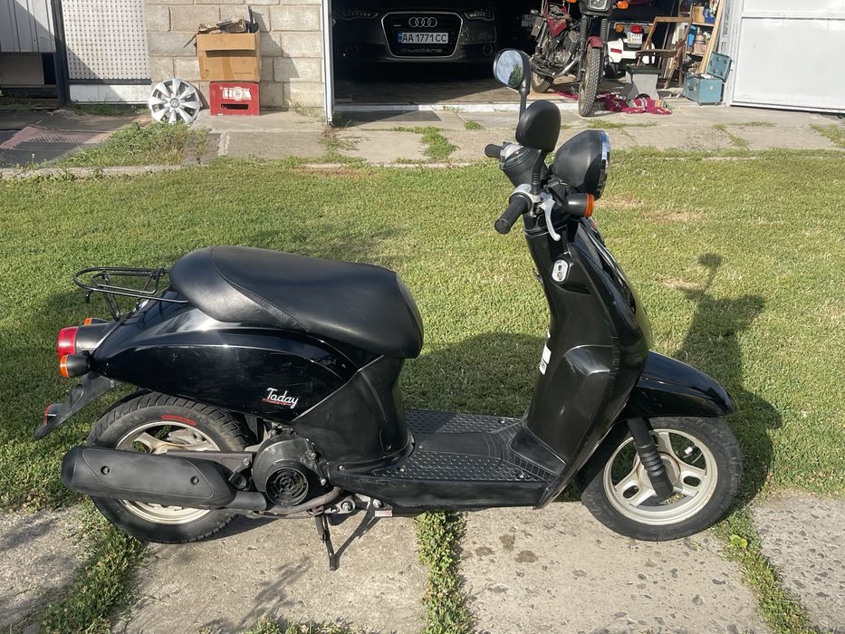 Продам мопед Honda today