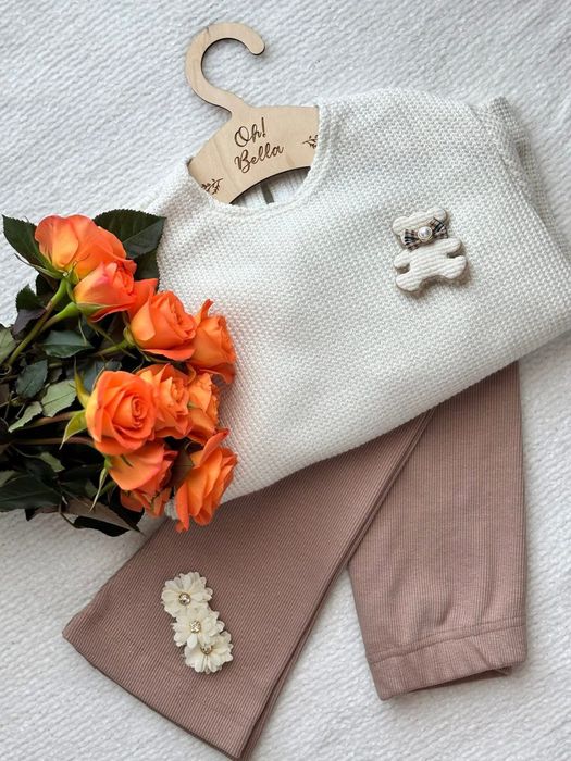 Nowy sweter ze złotą nitką oh bella 104