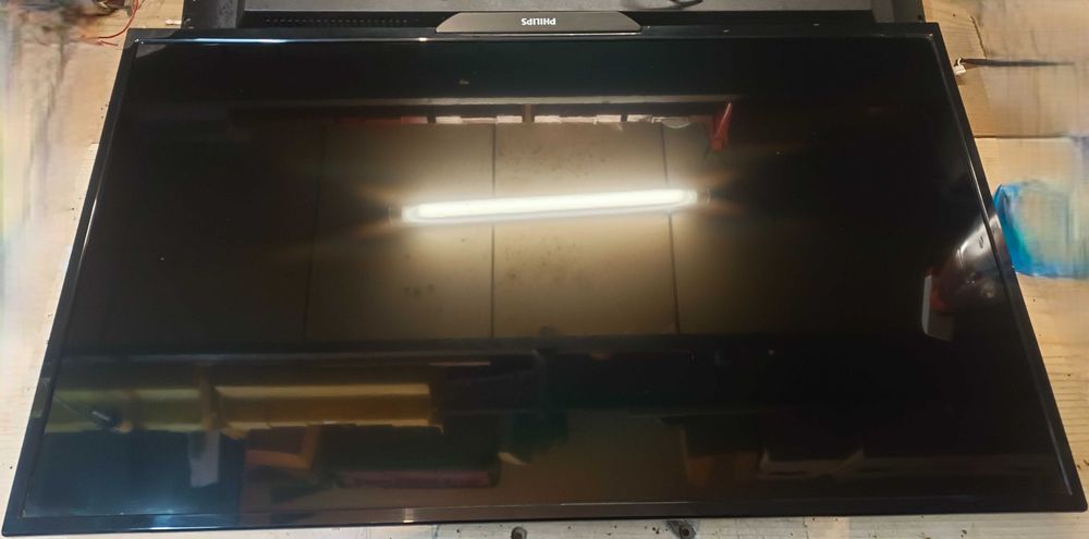 Matryca TV Philips 32PFH4309/88