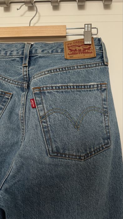 Джинси Levis 501