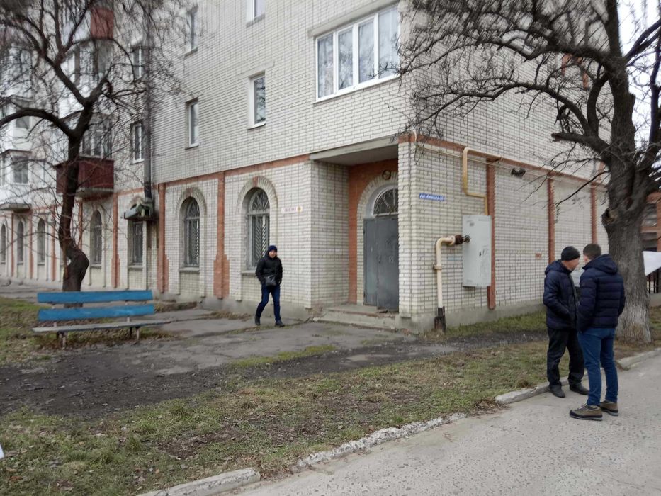 Приміщення площею 353,80 кв.м у м.Охтирка, вул. Київська