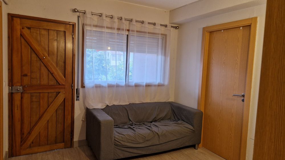 Aluga se  QUARTO  Coimbra