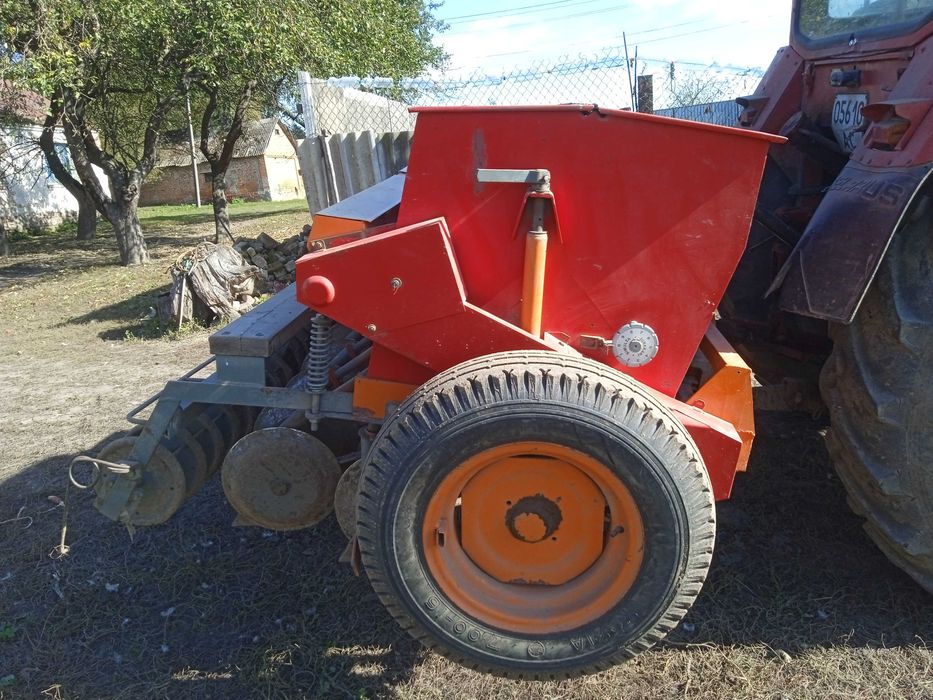 Продам зернову сівалку дискову
