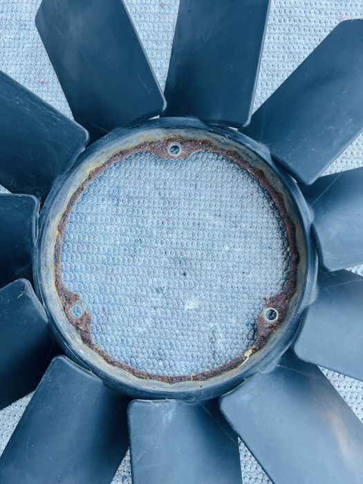 BMW E39 Крильчатка На Віскомуфту на 3 Болта Бензин BEHR. ідеал