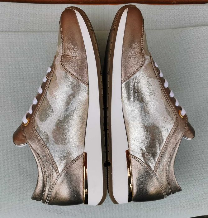 Кожаные кроссовки PRIMAMODA 38 р. Оригинал