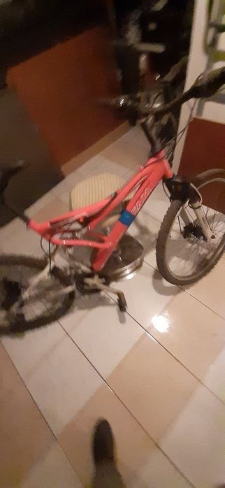 Bicicleta BTT  com Suspensão Total (Roda 26)