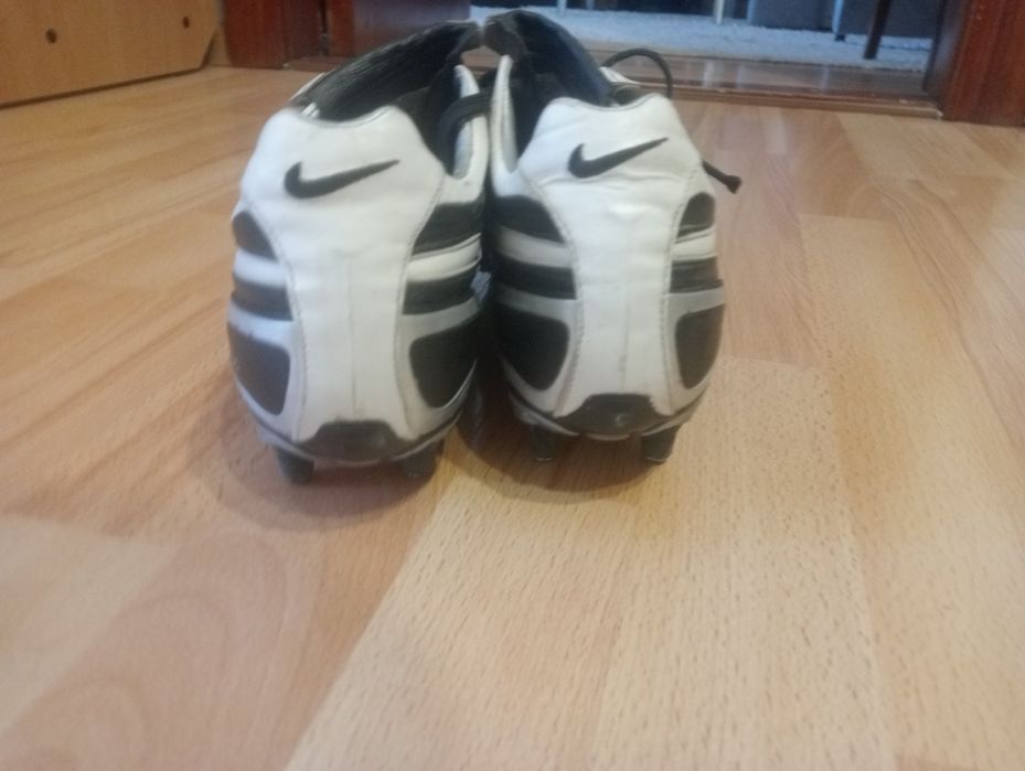 Футбольні бутси Nike Tiempo (Розмір 44.5 / 28.5 см)