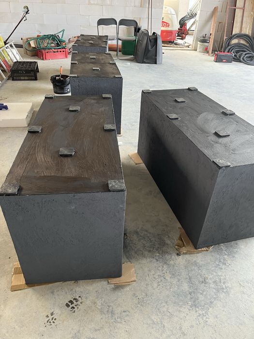 Doniczki ogrodowe ze styropianu wykonczone