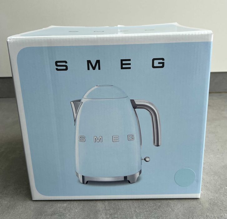 SMEG Chaleira eletrica Azul Claro 1,7L NOVA