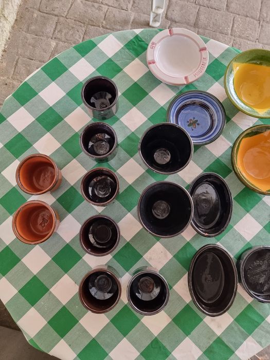 Peças em barro de vários tipos