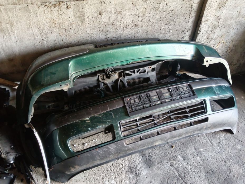 Cały na części golf 4