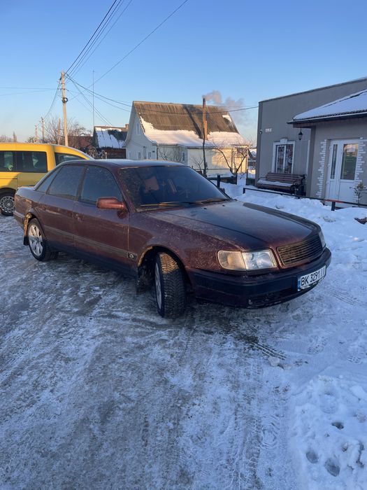 Продам машину  в хорошому стані за детелями звертайтесь за номером тел