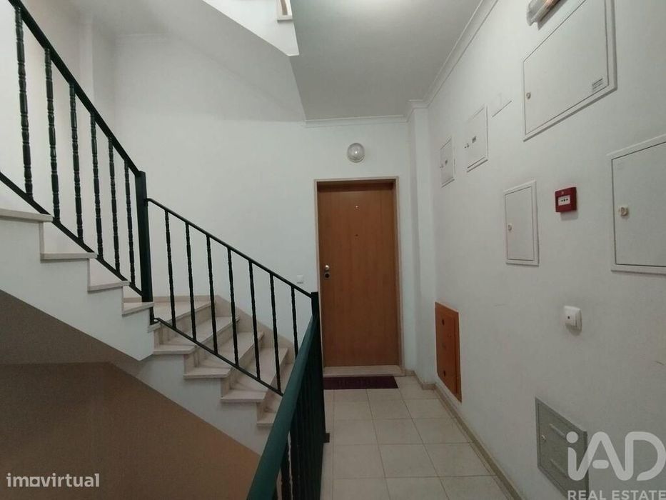 Apartamento T2 em Almeirim de 163,00 m2
